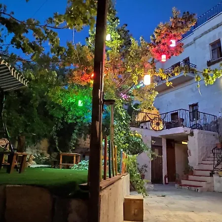 فندق Unicorn Cave