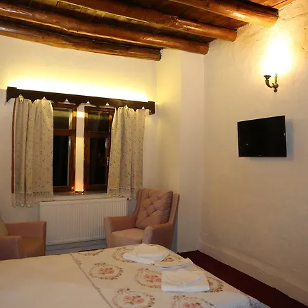 Hotel Unicorn Cave