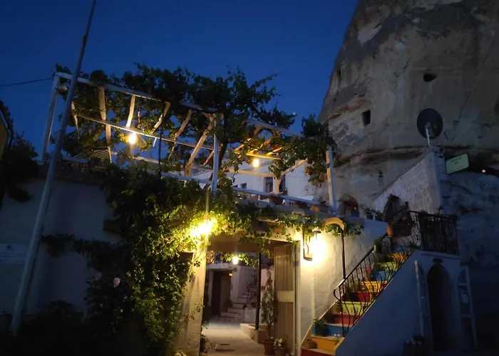 Unicorn Cave Отель Гореме