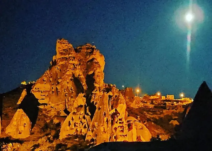 Unicorn Cave Отель 2*