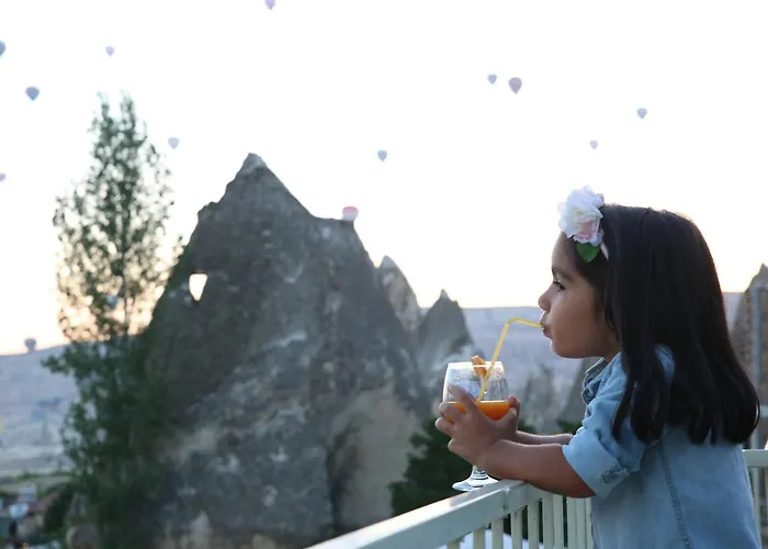 Unicorn Cave Отель 2*