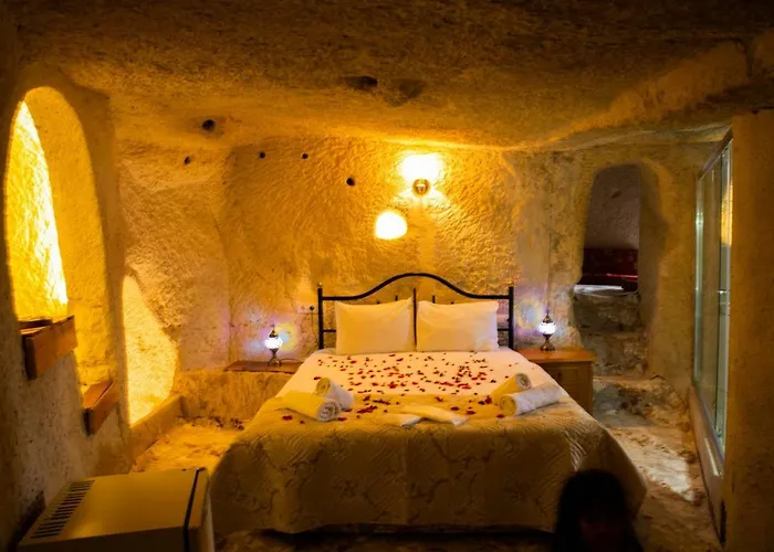 Unicorn Cave Гореме